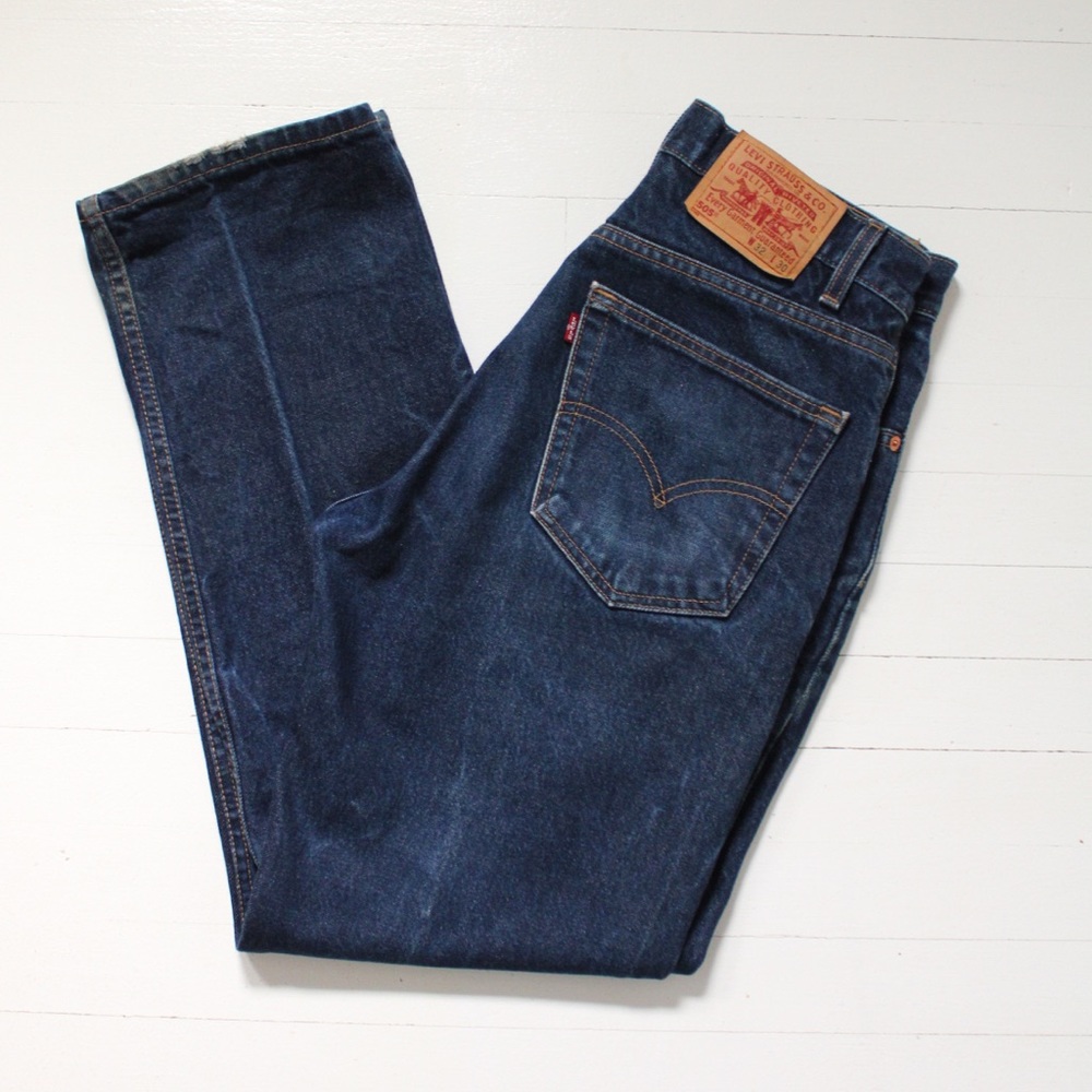 Vintage Levi’s 505 Straight Leg Regular Fit Denim Jeans Dark Wash